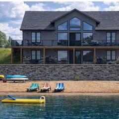 Beach House by Castle Rock Lake | Fall Lake Escape + Fire Pit