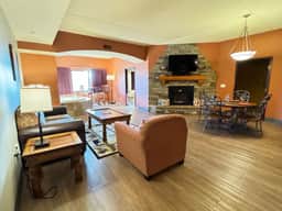 Charming 2-Bedroom, 2-Bathroom in Chula Vista