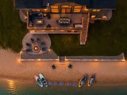 Sunset Lake Escape, Beachfront, Dog Friendly