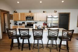 Rustic Retreat | Fall Lake Retreat | Fire Pit, Kayaks & Paddleboards - Image 5